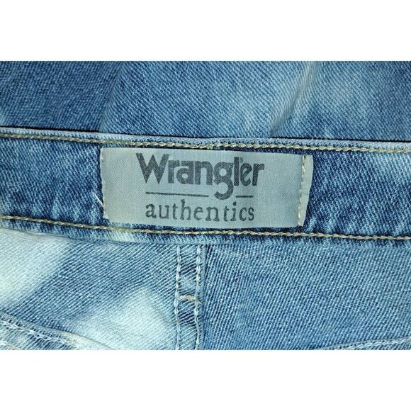 Wrangler Authentics Mens Blue Jeans 42x30 Custom Bleached - Picture 4 of 6